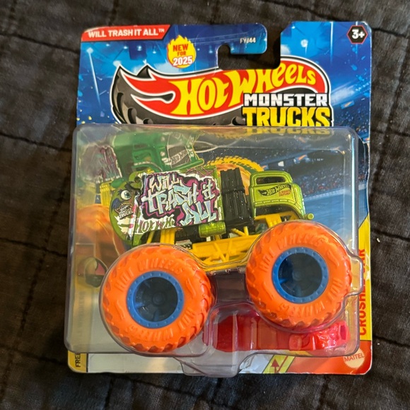*NWT* Hot Wheels Monster Trucks “Will‎ Trash it all” - Picture 1 of 2
